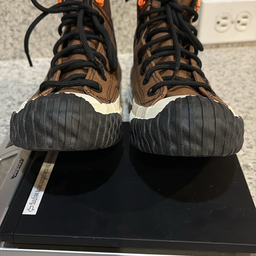 Converse Gore-Tex Brown High-Top Sneakers with Black and Orange Accents W- 7 M-5 - Picture 7 of 14